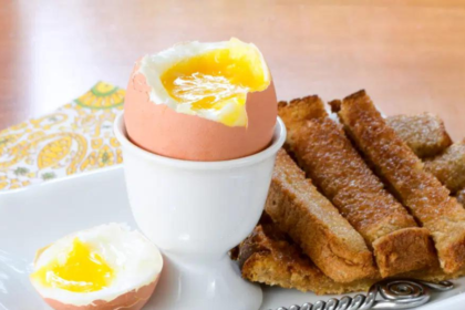 The-Art-of-Soft-Boiled-Eggs-Soldiers